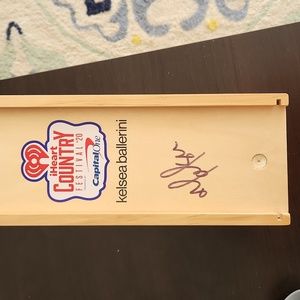 Signed Kelsea Ballerini Jenga set